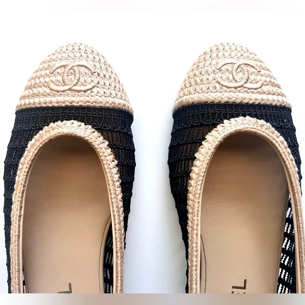 🔥 CHANEL Raffia Cap Toe Ballerina Flats